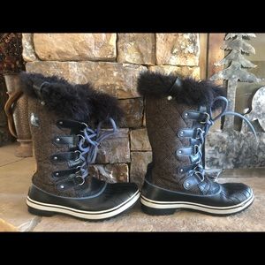 Sorel women’s snow boot size 8